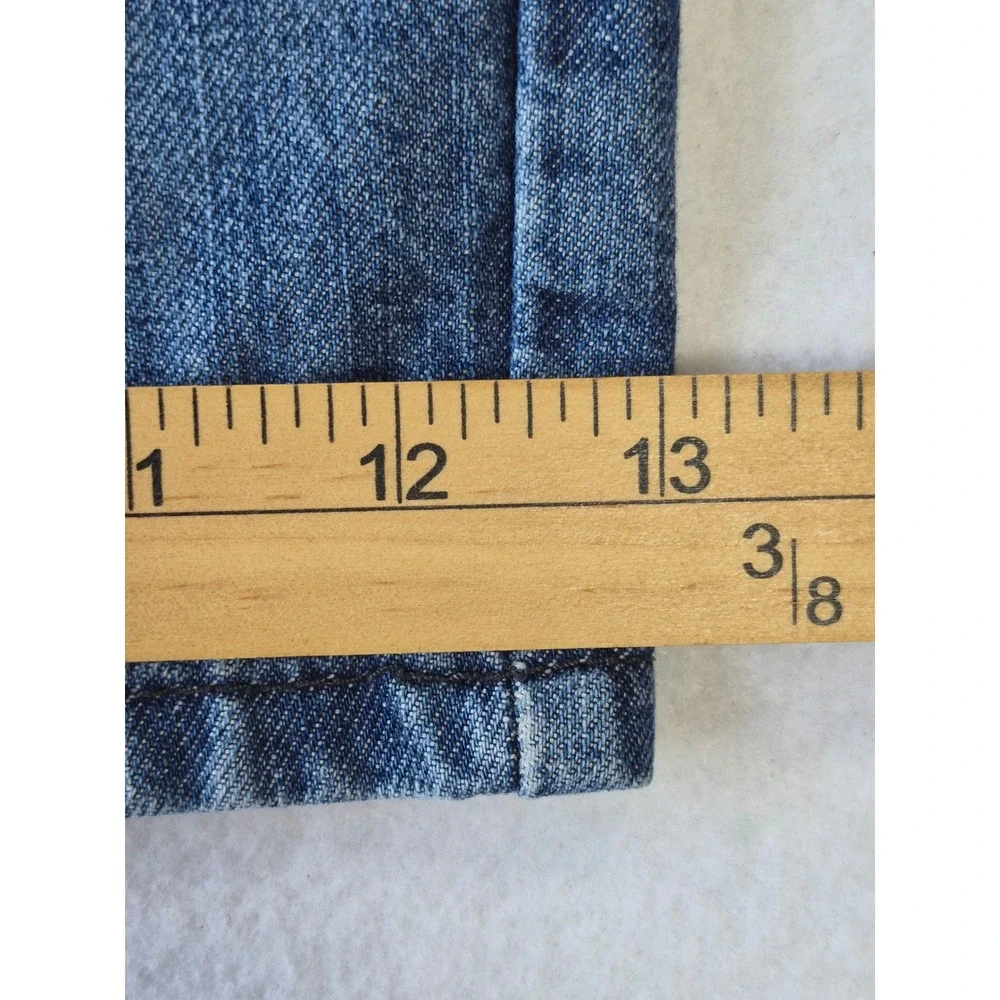 Levis Mens Denim Jean Shorts Medium Wash Blue 5 Pocket Casual Size 42
